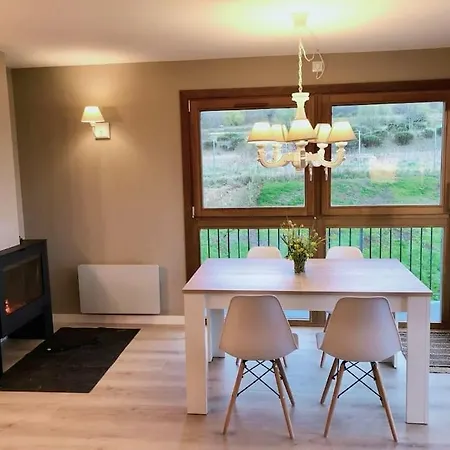 Cozy 27 Sta Leocadia En Francia *